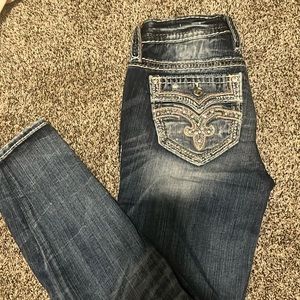 Rock revival size 27